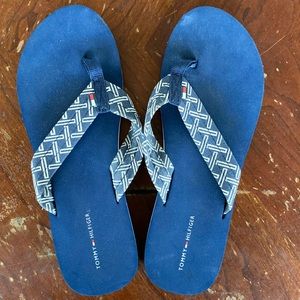 Blue tommy hilfiger size 8 mens/women